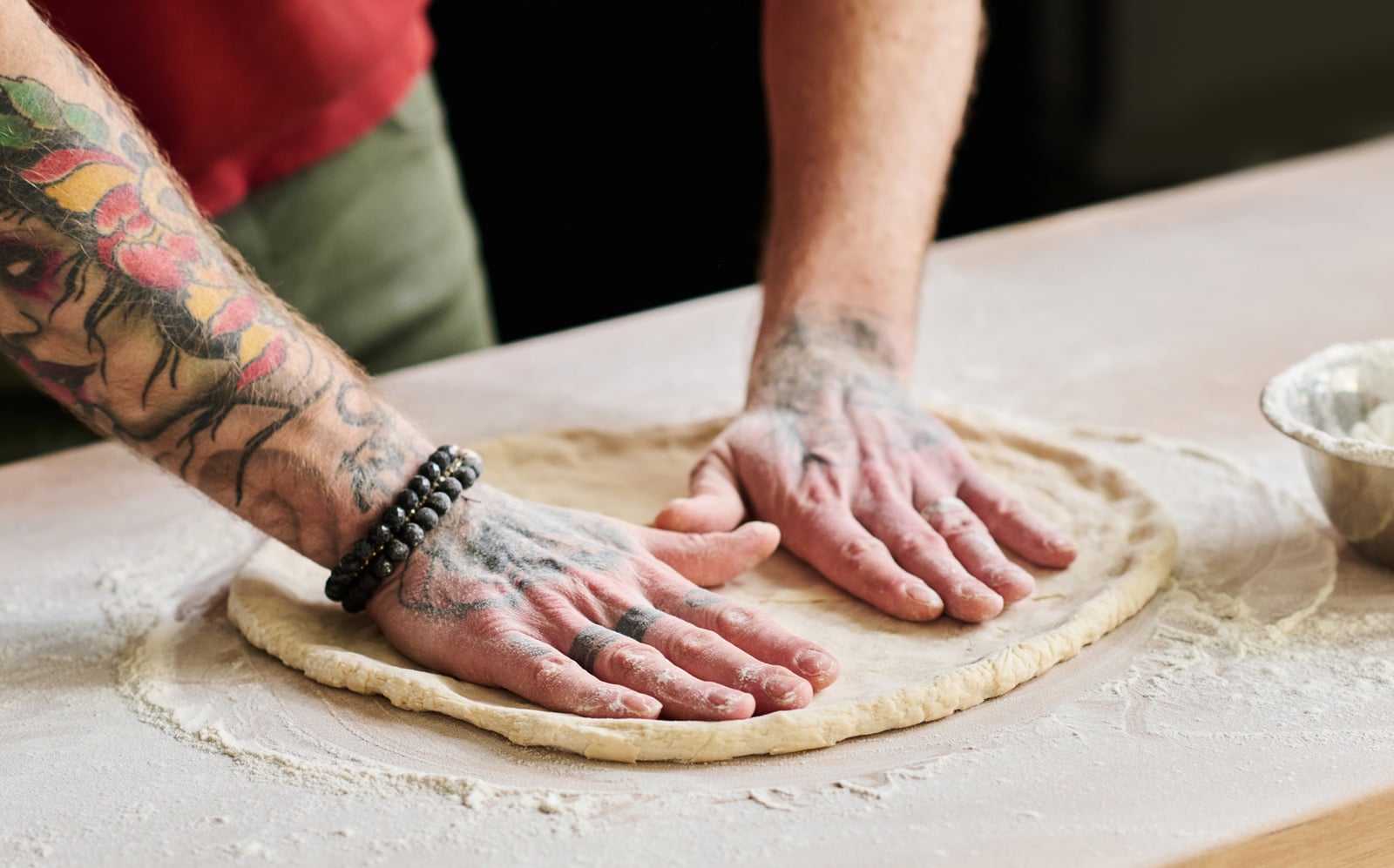 Cozinhar na prisão: o valor do pão como instrumento de renascimento